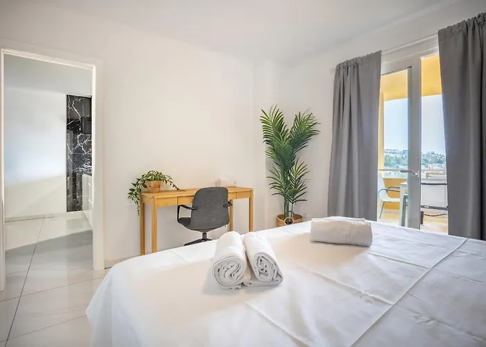 High Floor Family With Ocean Views By Lovetenerife * أذيخي