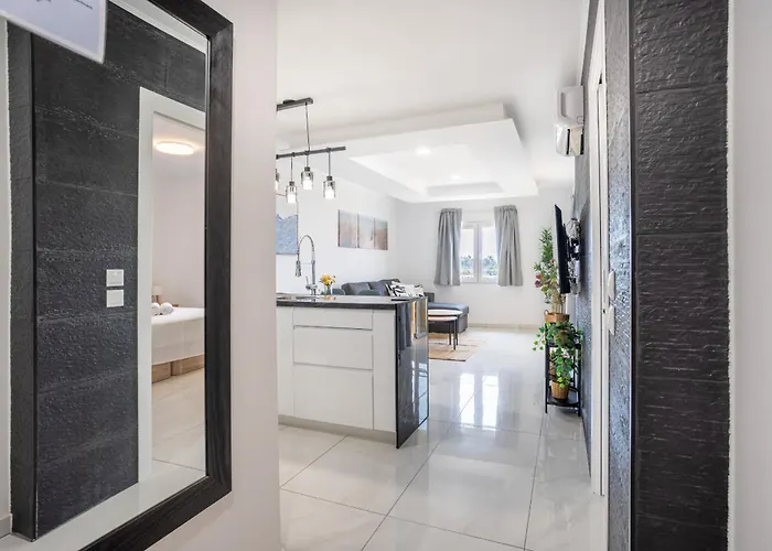 High Floor Family With Ocean Views By Lovetenerife أذيخي